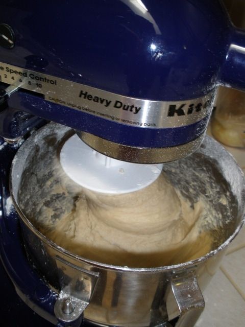 breaddoughmixing