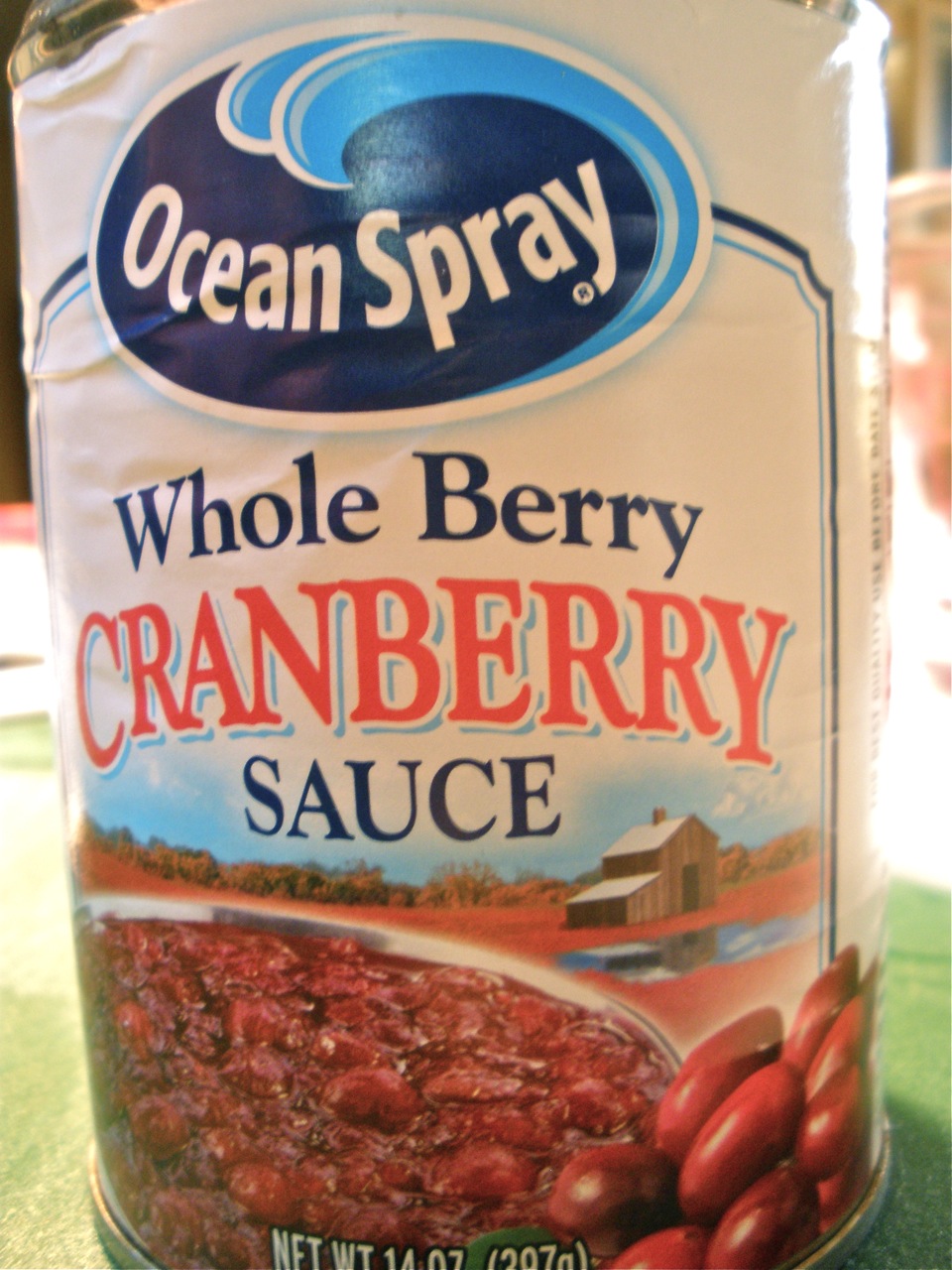 can of cranberry jello sauce