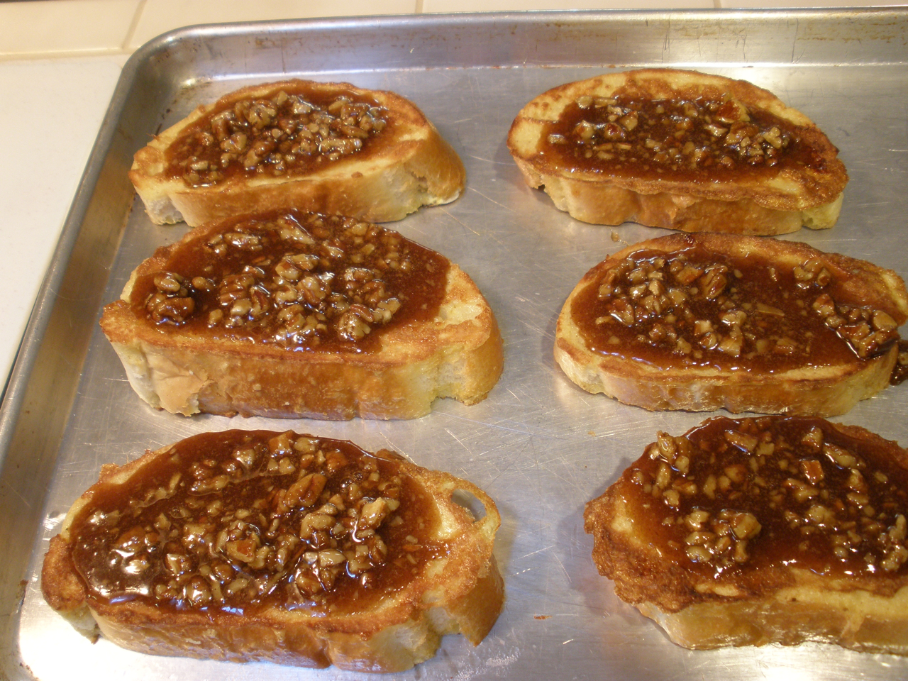 Pralines-French-Toast1