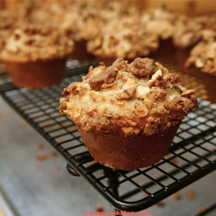 crunchy pecan muffins