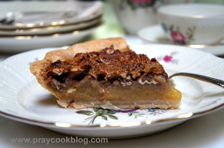 Pecan Caramel Pie w/tea