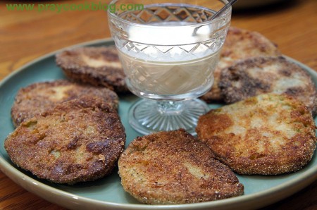 fried green tomatoes upclose