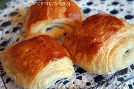 au pain chocolat croissants