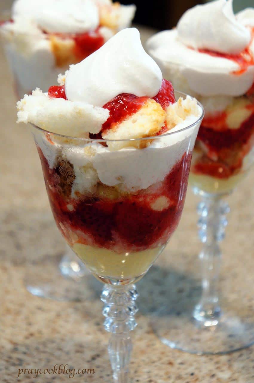 Easter Trifle Dessert Recipes / Easter Trifle layers of colored cool whip, brownie pieces ... / Easter is soon upon us, so i thought i would offer you a selection of fabulous recipes to satisfy your sweet tooth for easter lunch or dinner.