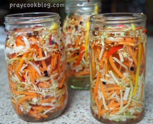 veggie slaw jars