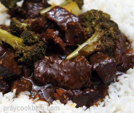 beef and broccoli plated