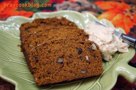 sliced upclose pumpkin bread