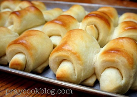 lion house rolls pan