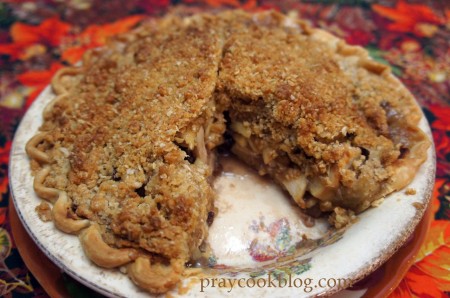 apple crumb pie 3/4