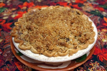 apple crumb pie whole