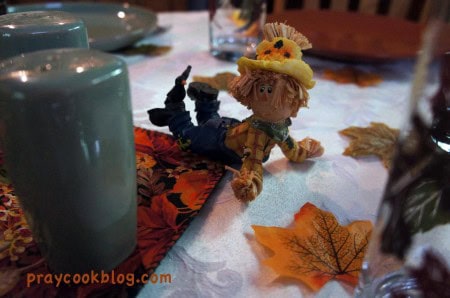 scarecrow fall table