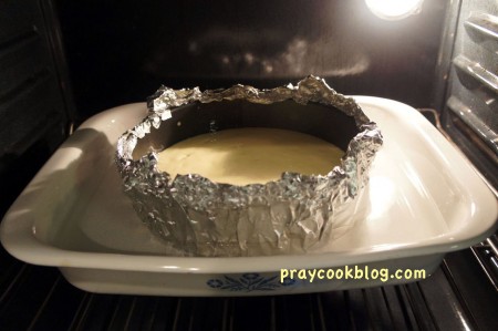 cheese-cake-in-oven-