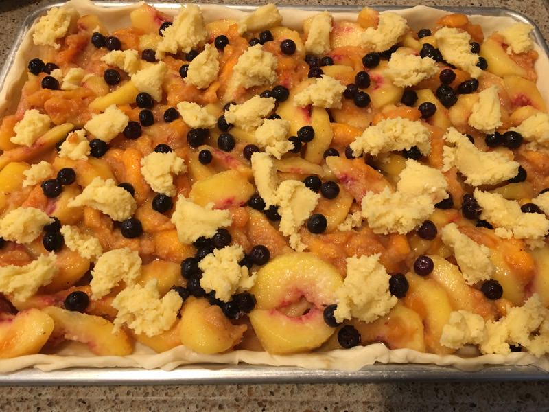 Peach and Blueberry Slab Pie with topping